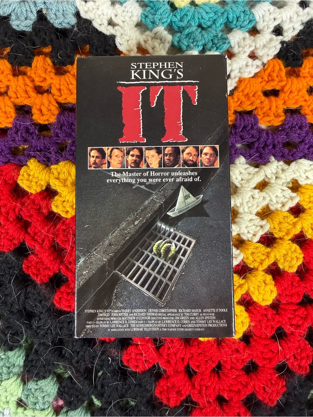 Warner Bros. Stephen King's IT VHS Cover - Black Red Silver